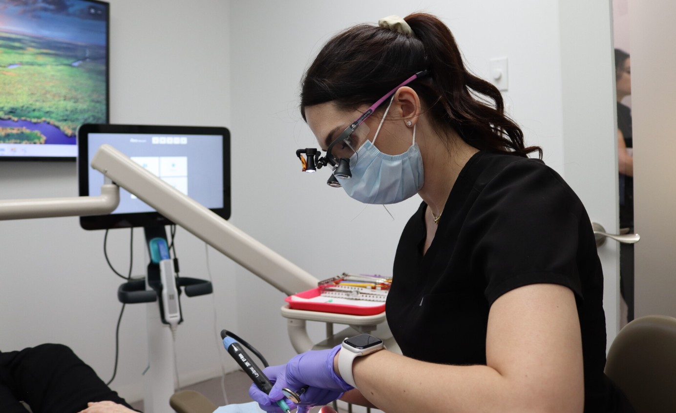 Veneers at Dentistry on 66 in Yorkville, Toronto