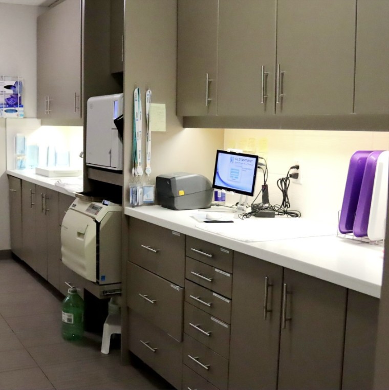 Teeth Whitening at Dentistry on 66 in Yorkville, Toronto